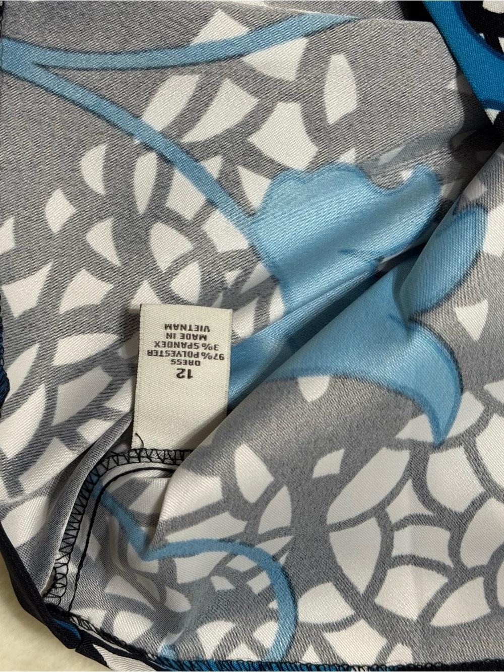 Kim Rogers Black Dress with Blue & White Floral Pattern - Picture 6 of 6